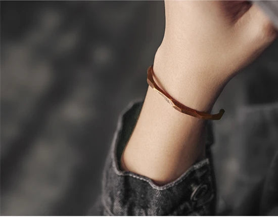 Handgefertigtes Armband aus reinem Kupfer, Kunsthandwerk, alter Manschettenarmreif, rustikaler Punk, Unisex, Wikinger-Schmuck, Straße, rotes Metall