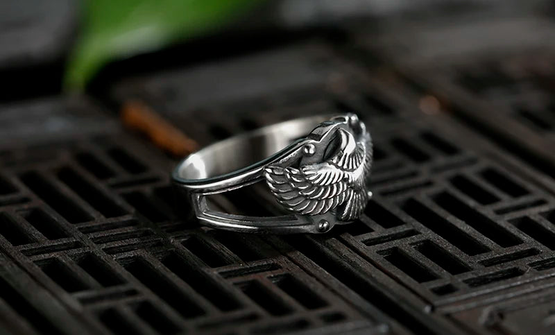 Edelstahl Männer Tier Ringe Fliegenden Adler Punk Rock Persönlichkeit für Männliche Freund Schmuck Kreativität Geschenk Anel Großhandel