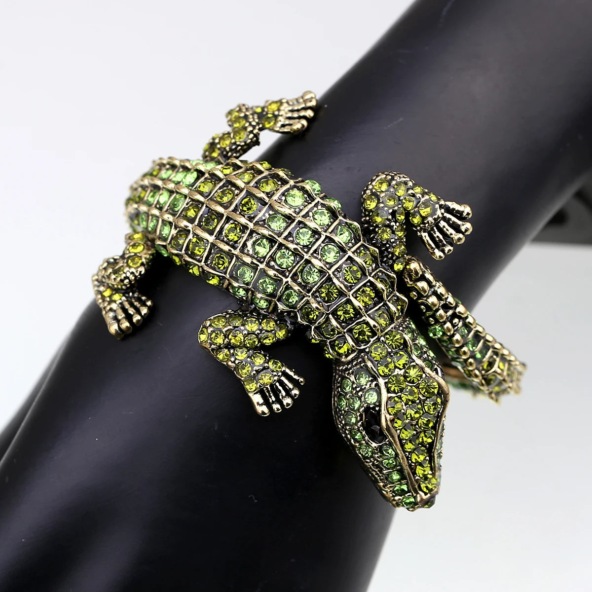 Neue Mode Tier Stil Vintage Krokodil Armreif Antike Goldene Überzogene Volle Strass Manschette Armreif Schmuck 4 Farben