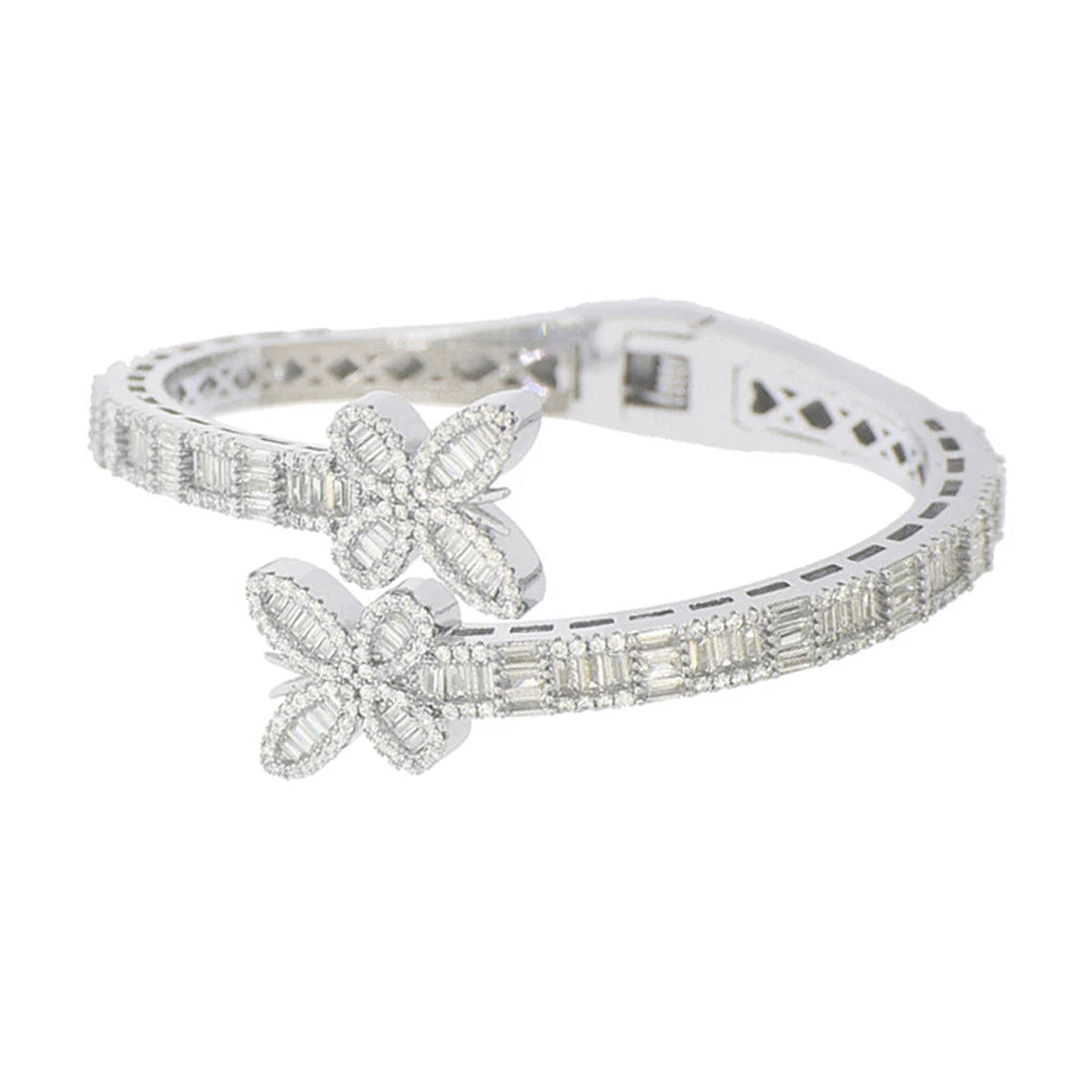 Neue Iced Out Bling Schmetterling Herz Armband Silber Farbe CZ Zirkon Oval Charme Geöffnet Armreif Für Männer Frauen Hiphop Luxus schmuck