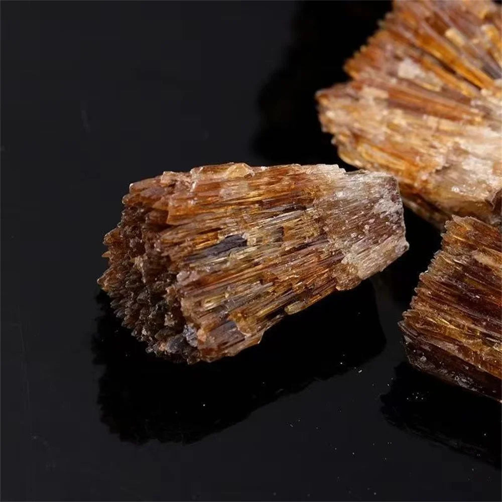 Hochwertige natürliche gelbe Bernstein-Calcit-Rohsteinkristalle, Cluster-Edelstein-Kollektion von Rohgestein-Mineralproben, heilendes Geschenk