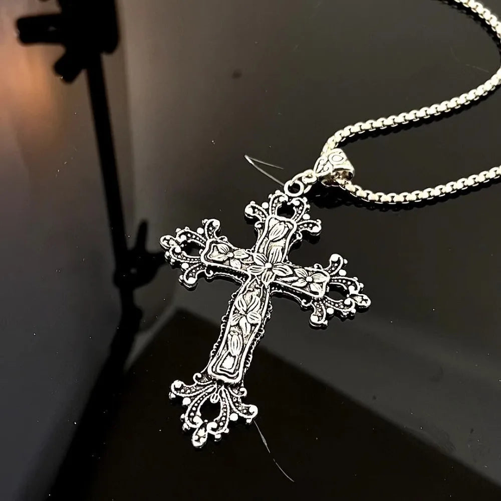 Vintage Punk Gothic Kreuz Anhänger Halskette Schwarz Große Frauen Lange Halsketten Metall Kette Schmuck Mode Accessoires Geschenk für Männer