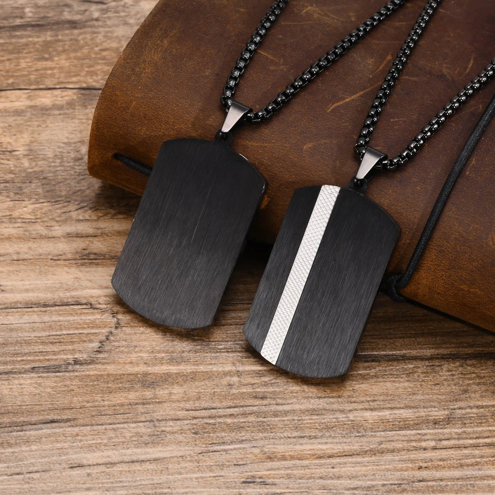 Vnox Herren-Halskette mit Erkennungsmarken-Anhänger aus Edelstahl, geometrische Hundemarken-Halsketten, Geschenk für Ihn, Schmuck