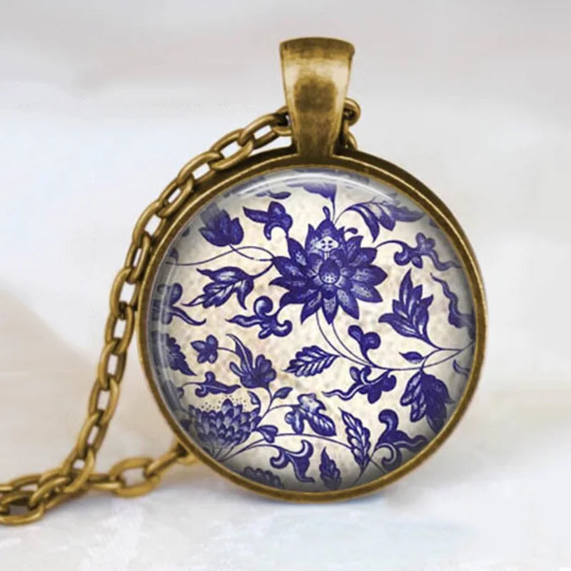 Vintage Antik vergoldete bunte süße Erbsenblume Glas Anhänger Halskette für Frauen Schmuck