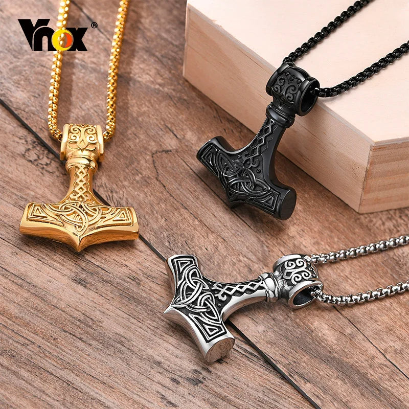 Vnox Vintage Herren nordische Wikinger-Halsketten, Rock Punk Retro Thor Mjolnir Hammer Anhänger, skandinavisches nordisches Amulett Runen-Halsschmuck