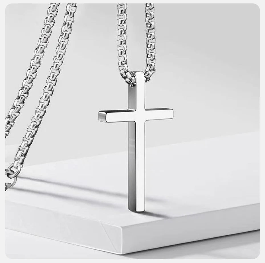 Vnox Kreuz-Halskette für Männer und Frauen, silberfarbenes, schlichtes Kreuz-Anhänger-Kragen mit Edelstahl-Kastenkette