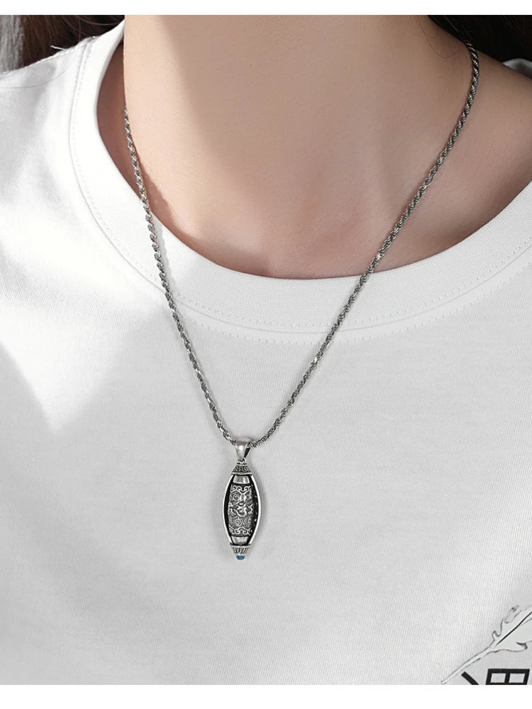 Mode Sechs-charakter Schrift Buddha Halskette für Männer und Frauen Retro Hohl Muster Gebet Räder Anhänger Schmuck Zubehör