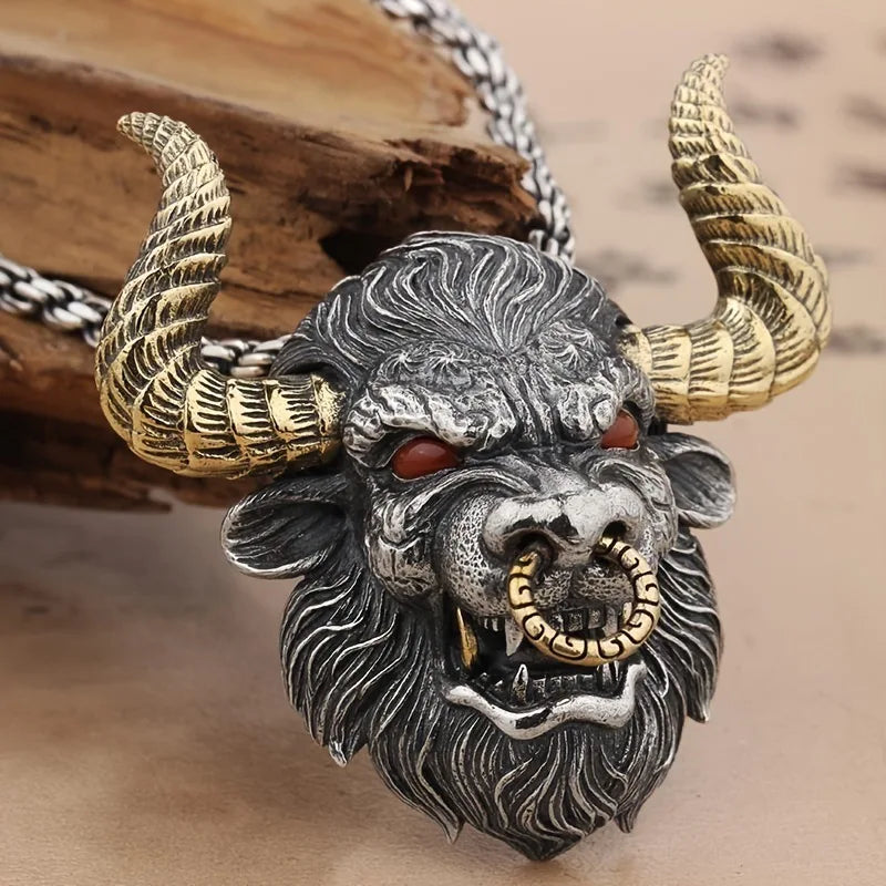 Retro dominierende Tier Stierkopf Anhänger Stier Teufel Halskette für Männer Punk Hip Hop coole Motorrad fahren Glück Zubehör