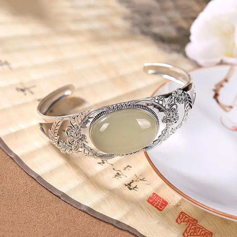 Vintage Silber eingelegte natürliche Hetian Jade Blume Hohl Armreifen für Frauen eleganten Ethno-Stil Hochzeit Verlobung Schmuck