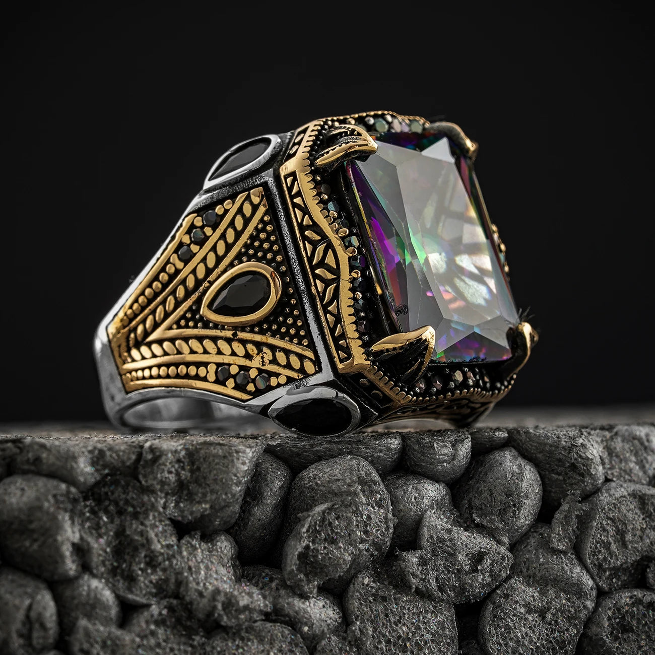 2023 neue Kupfer Material Offene Einstellbare Ring Farbe Quadrat Edelstein Persönlichkeit Hohe Schmuck Luxus Männer Tragen Hochzeit Geschenke
