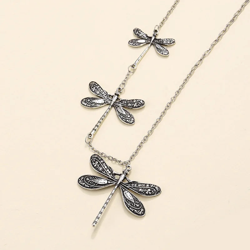 Nang Gonz Design Muster Libelle Anhänger Halskette Einfache Individualität Retro Stil Asymmetrische Design Halskette Damen Schmuck