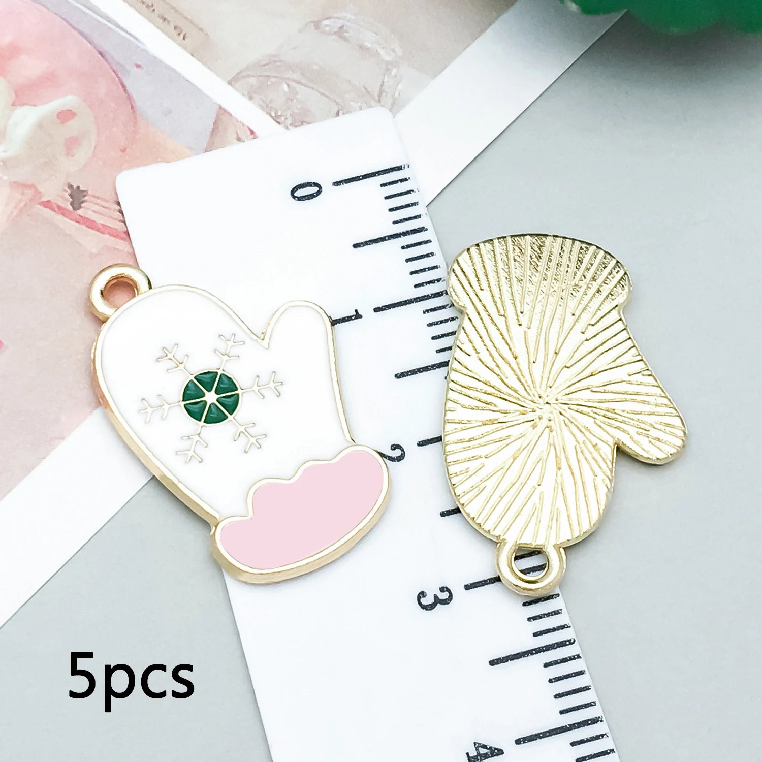 5/20 Stück Legierung Emaille Pulver weiß Weihnachten Anhänger Schmuck machen DIY Schlüsselanhänger Ohrringe Charms für Schmuck Armbänder Halskette