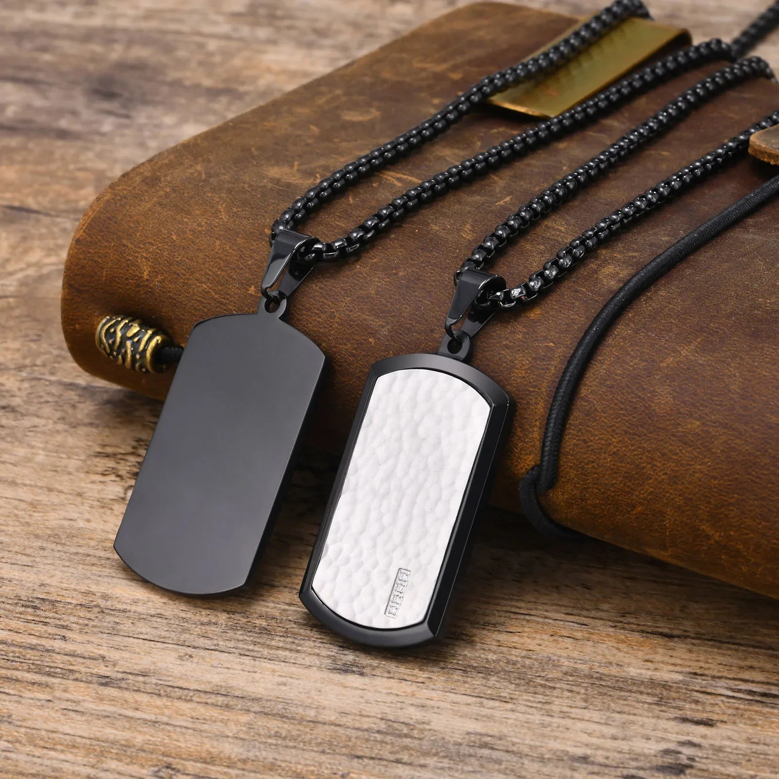 Vnox Herren-Halskette mit Erkennungsmarken-Anhänger aus Edelstahl, geometrische Hundemarken-Halsketten, Geschenk für Ihn, Schmuck
