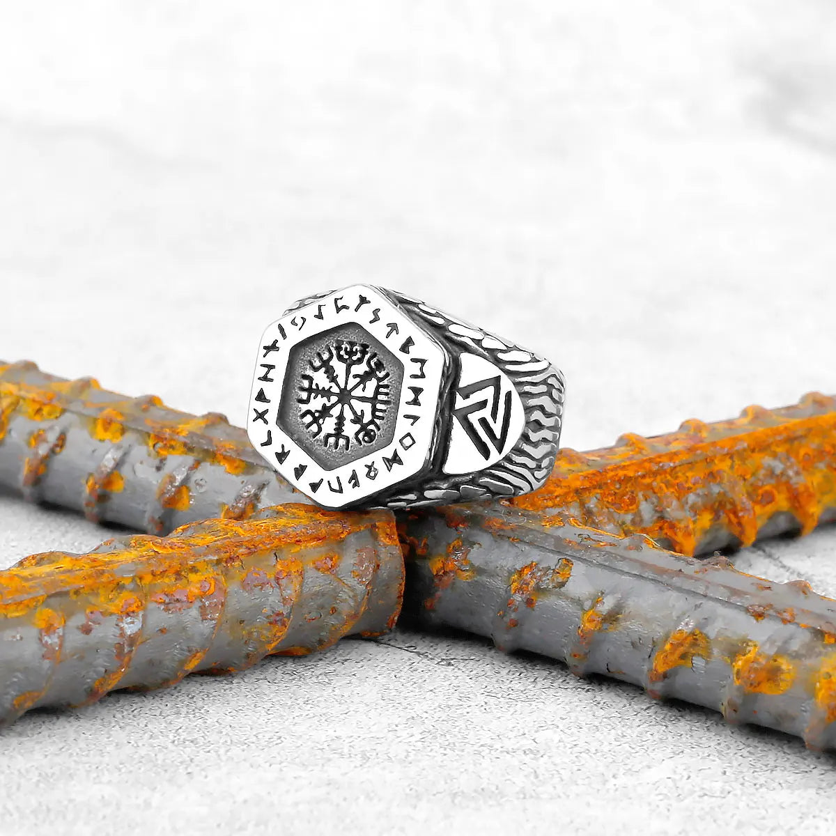 Vintage Edelstahl Wikinger Amulett Ring Nordischer Kompass Runen Männer und Frauen Ringe Teenager Multi Style Schmuck Freund Geschenk