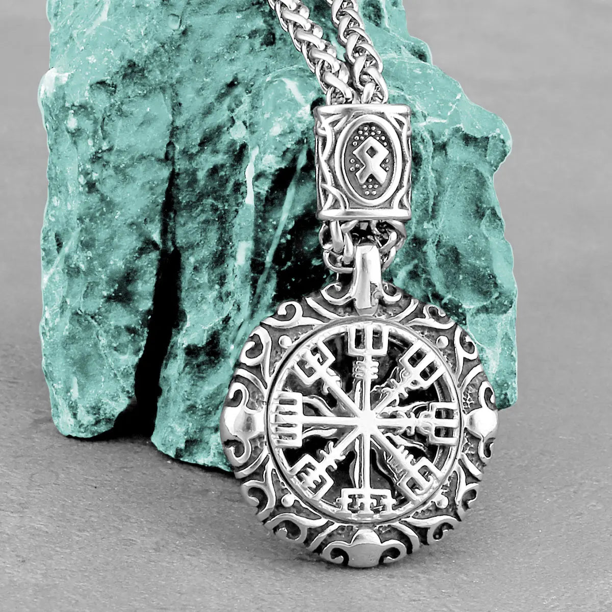 Kreatives Design Wikinger Rune Kompass Halskette Vintage Mode Amulett Edelstahl Anhänger für Herren Großhandel Schmuck