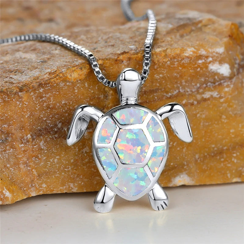 Grüne Feueropal Stein Halskette Niedliche Kleine Schildkröte Anhänger Halsketten Für Frauen Vintage Gold Farbe Kette Halskette Hochzeit Schmuck