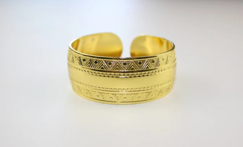 32-Stil Vintage-Manschettenarmband, tibetisch versilbert, geschnitzte Blume, Tier-Öffnungsarmreif, verstellbar, indischer Schmuck, Damen-Geschenke