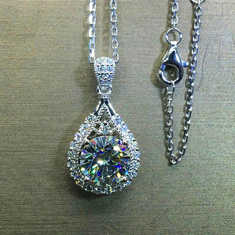 OXTAO 18 Karat Weißgold Moissanit Wassertropfen Halskette Anhänger Damenschmuck Zertifiziertes 925er Sterlingsilber Jubiläumsgeschenk