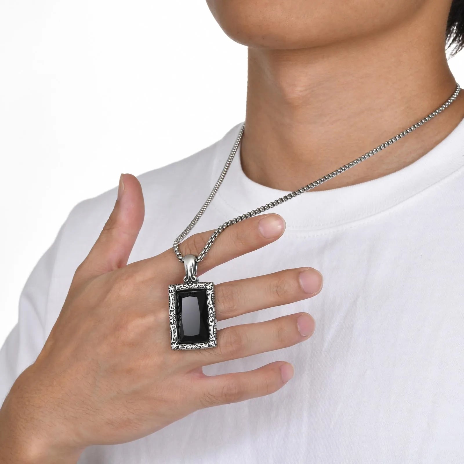 Vnox Black Square Stein Halsketten für Männer, Retro Silber Farbe Edelstahl geometrischen Anhänger Kragen mit Box Kette