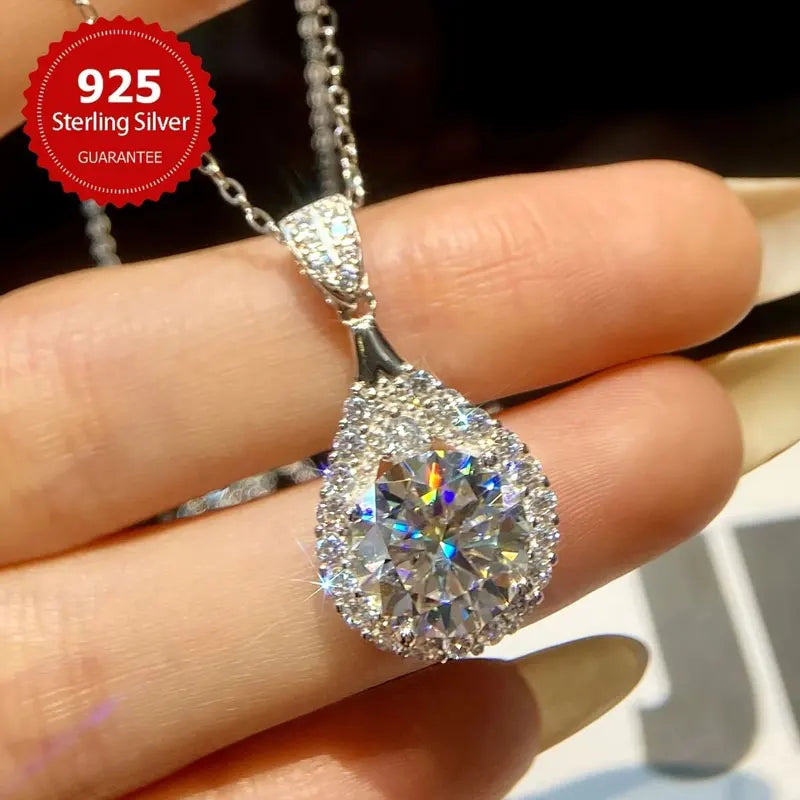OXTAO 18 Karat Weißgold Moissanit Wassertropfen Halskette Anhänger Damenschmuck Zertifiziertes 925er Sterlingsilber Jubiläumsgeschenk