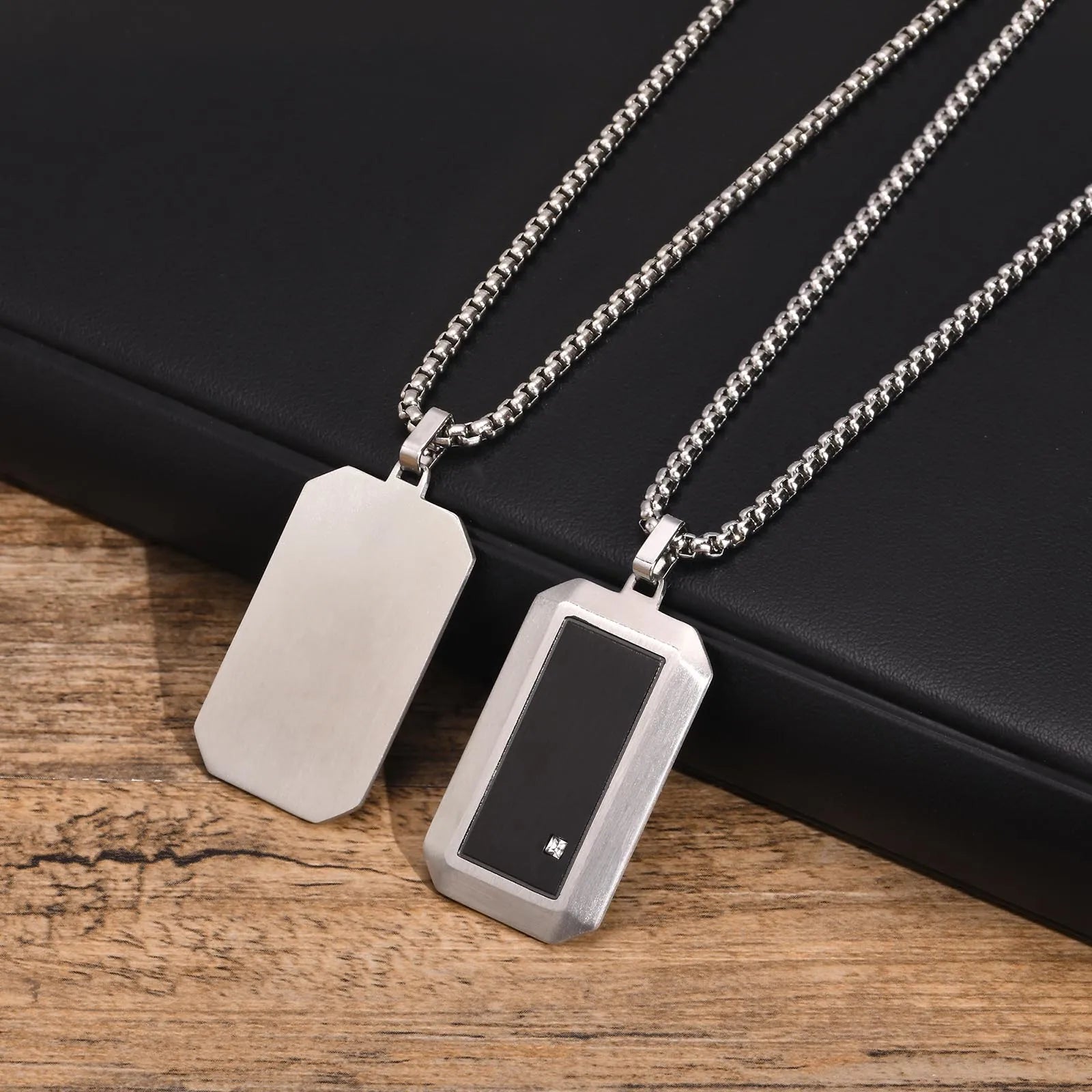 Vnox Herren-Halskette mit Erkennungsmarken-Anhänger aus Edelstahl, geometrische Hundemarken-Halsketten, Geschenk für Ihn, Schmuck