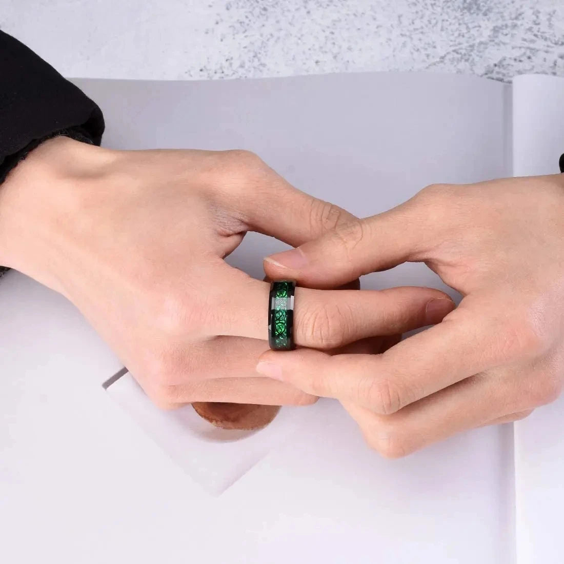 20 Farben Herrenschmuck Rot Blau Schwarz Drache Inlay Comfort Fit Edelstahlringe für Hochzeit Breite 8 mm