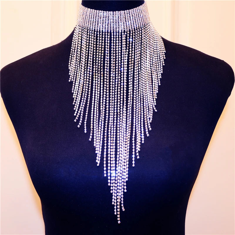 Neue Lange Kette Strass Quaste Choker Halsketten für Frauen Braut Aussage Halskette Hochzeit Kristall Schmuck Kragen Choke