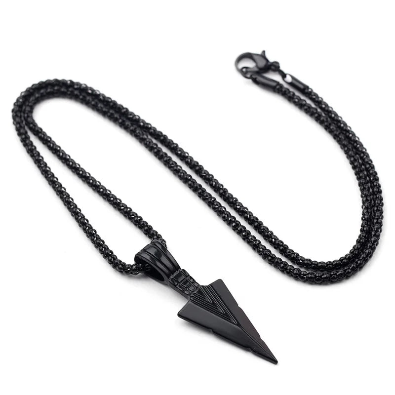 2022 silber Farbe Retro Persönlichkeit Schwarz Dreieck Pfeilspitze Halskette Anhänger Nische Stil Punk Schmuck Party Geschenk Für Männer Und Wo