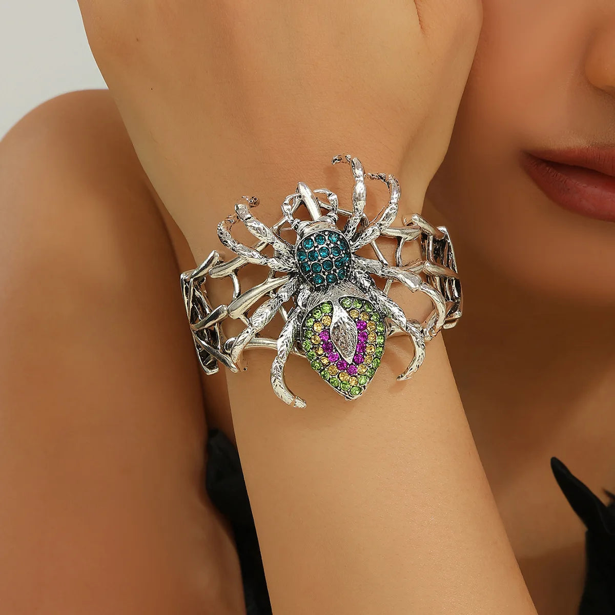 Halloween-Schmuck, lustig, schrullig, Legierung, Strass, Spinne, elastisch, verstellbar, Armreif für Damen, Party-Zubehör