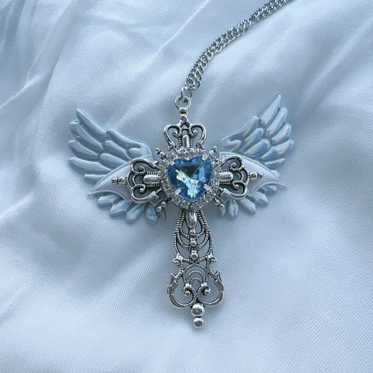 Goth Sexy Accessoire Flügel Kreuz Anhänger Halskette Y2K Schmuck Herz Kristall Halsband Punk Charm Halskette für Frauen Koreanische Mode