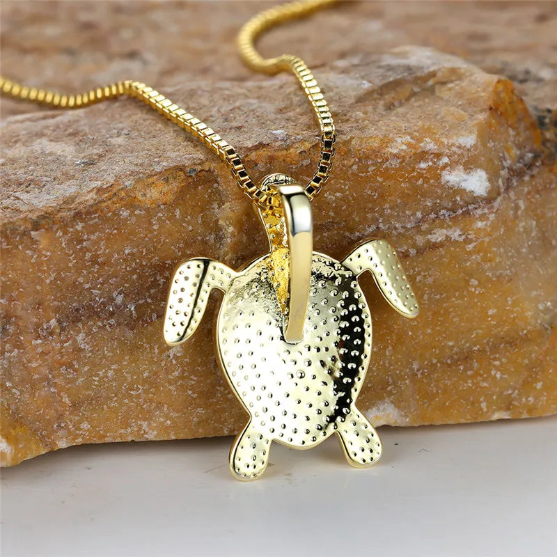 Grüne Feueropal Stein Halskette Niedliche Kleine Schildkröte Anhänger Halsketten Für Frauen Vintage Gold Farbe Kette Halskette Hochzeit Schmuck