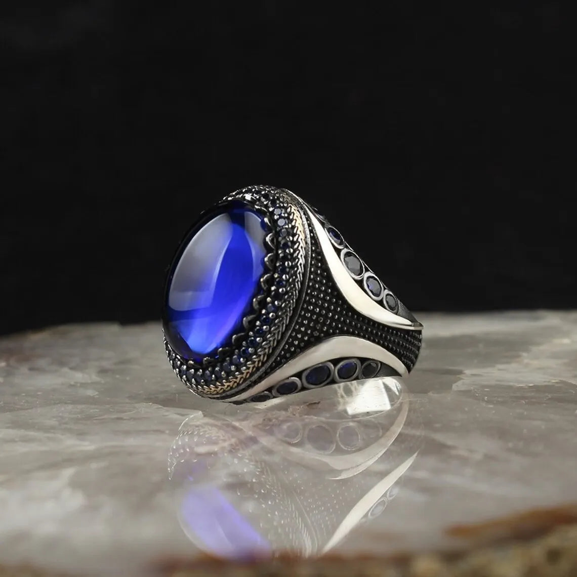 2025 Vintage Punk Große Dunkelblaue Stein Ringe für Männer Schmuck Zubehör Hochzeit Schmuck Vintage Zirkon Finger Ringe
