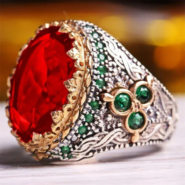 Europäischer und amerikanischer eingelegter Smaragd-Herrenring Türkei Retro dominanter Persönlichkeitsring, um den Bankett-Party-Schmuck teilzunehmen