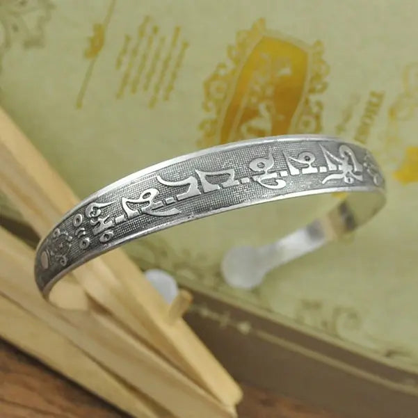 Neue Retro Manschette Armbänder tibetischen Silber Metall schnitzen Fisch Elefant Blume Armreifen Vintage Zigeuner Schmuck weibliche Geschenke