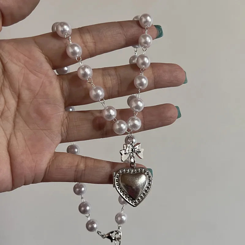 Y2K Weiße Imitation Perle Halskette Große Liebe Herz Mit Blumenmuster Anhänger Halsband Frauen Halskette Schmuck Mädchen
