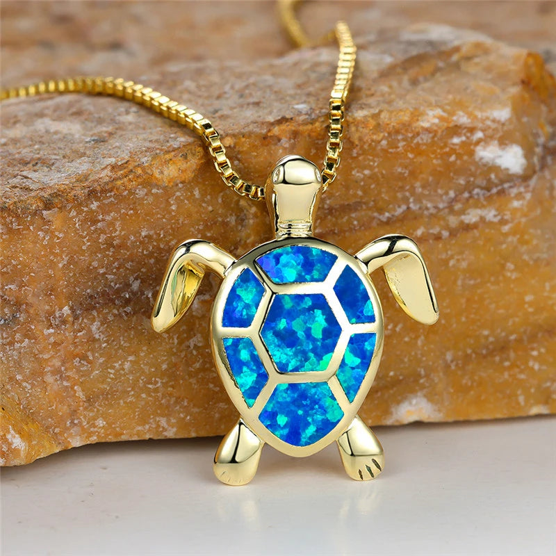 Grüne Feueropal Stein Halskette Niedliche Kleine Schildkröte Anhänger Halsketten Für Frauen Vintage Gold Farbe Kette Halskette Hochzeit Schmuck