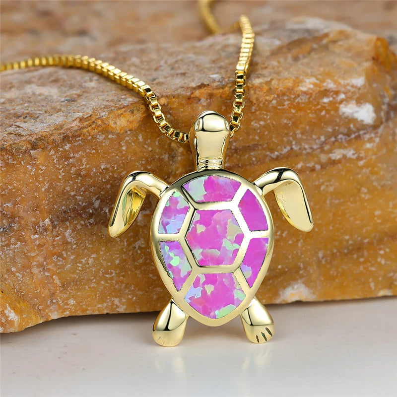 Grüne Feueropal Stein Halskette Niedliche Kleine Schildkröte Anhänger Halsketten Für Frauen Vintage Gold Farbe Kette Halskette Hochzeit Schmuck