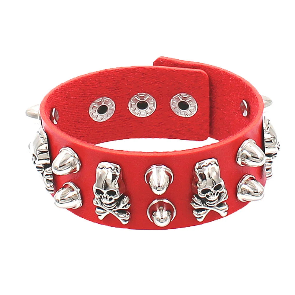 Neue breite Punk Chunky Rivet Leder Armreif Rock Reihen quadratische Nägel Armband einstellbare Größe Schmuck Armbänder & Armreif