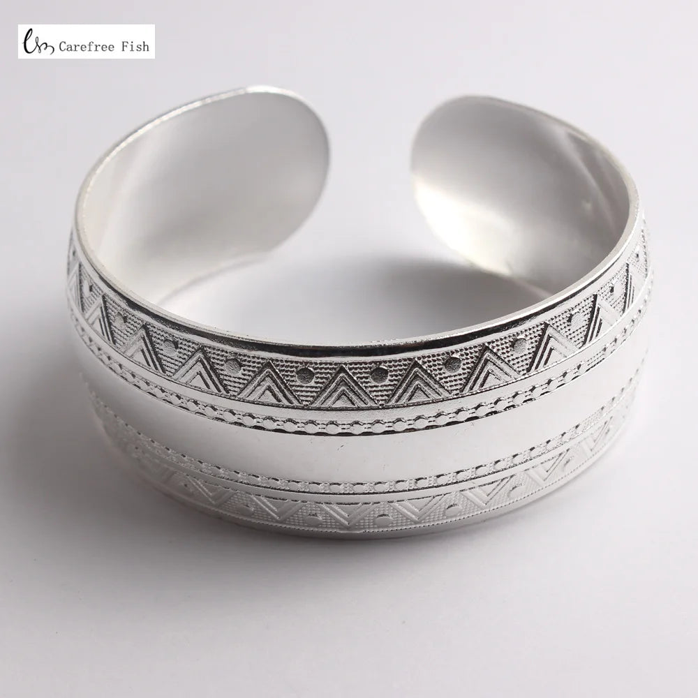 32-Stil Vintage-Manschettenarmband, tibetisch versilbert, geschnitzte Blume, Tier-Öffnungsarmreif, verstellbar, indischer Schmuck, Damen-Geschenke