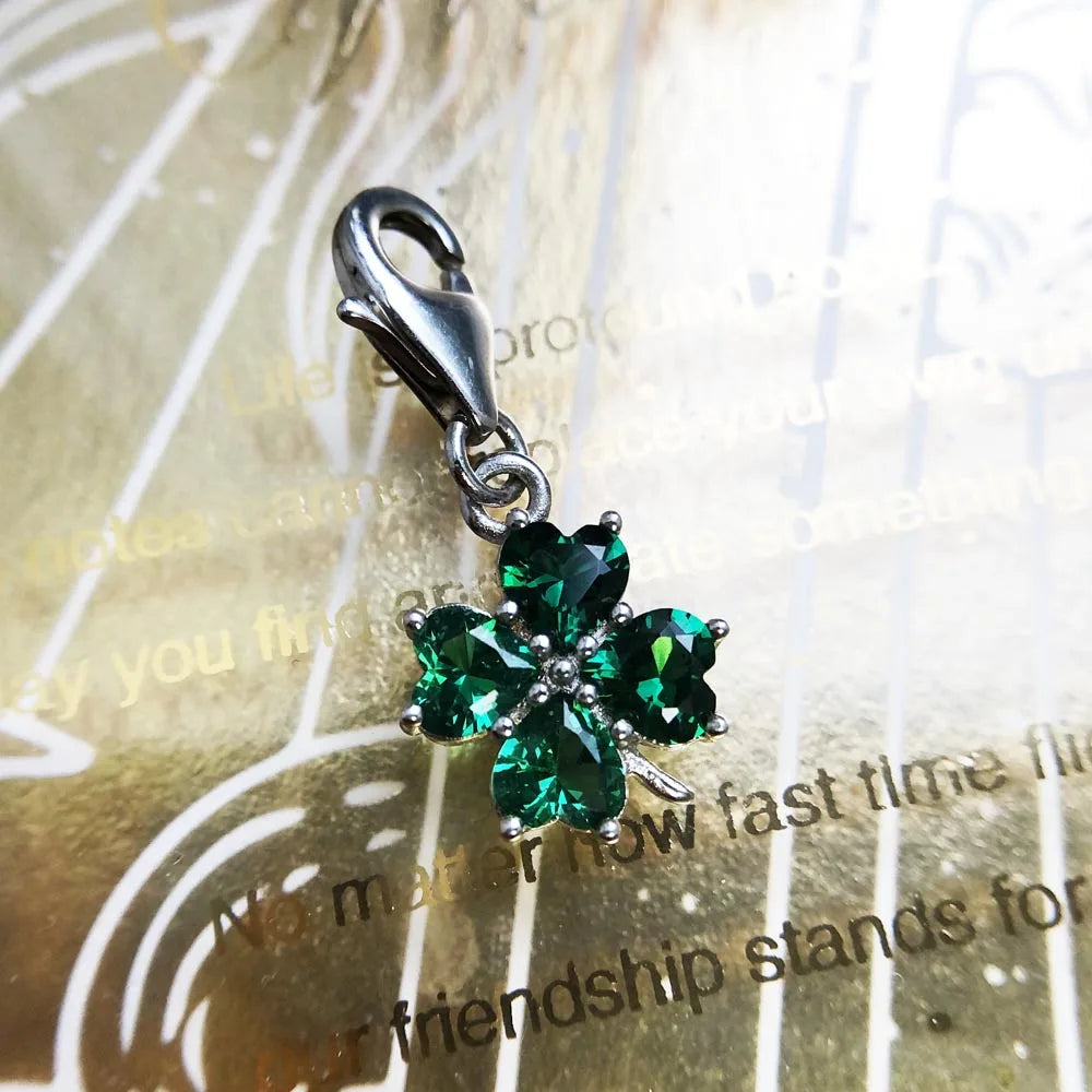Grüner Kleeblatt-Charm-Anhänger, europäischer handgefertigter Glücksschmuck für Damen und Herren, neues Geschenk aus reinem 925er Sterlingsilber
