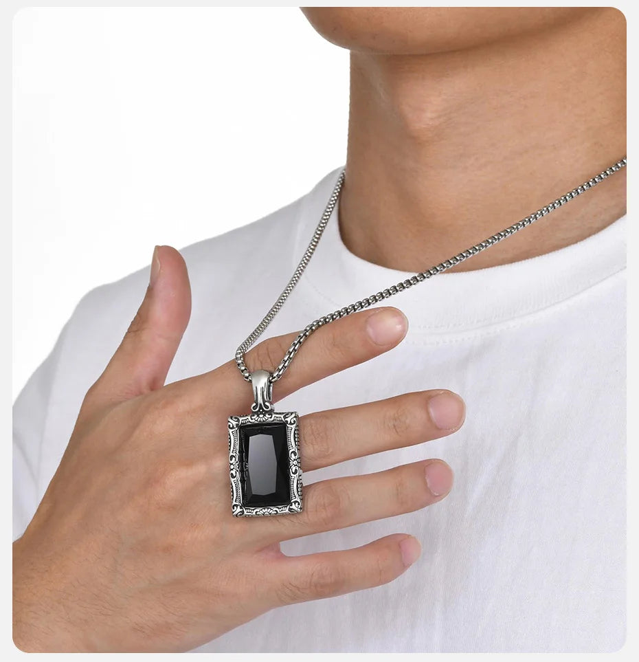 Vnox Black Square Stein Halsketten für Männer, Retro Silber Farbe Edelstahl geometrischen Anhänger Kragen mit Box Kette