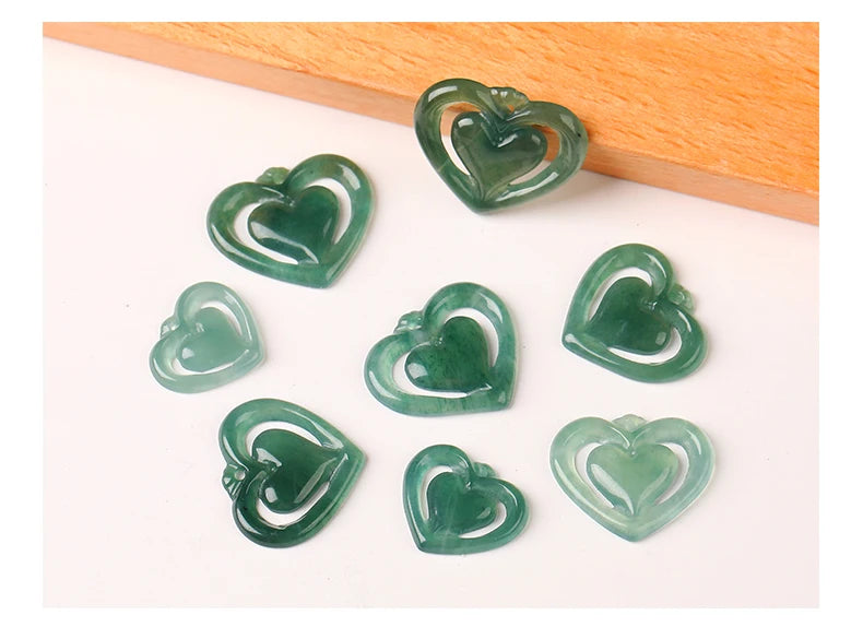 1 Stück Naturstein Guatemala Jadeit geschnitzte Herzform Smaragdperle für Schmuckherstellung DIY Halskette Armband Charms Zubehör
