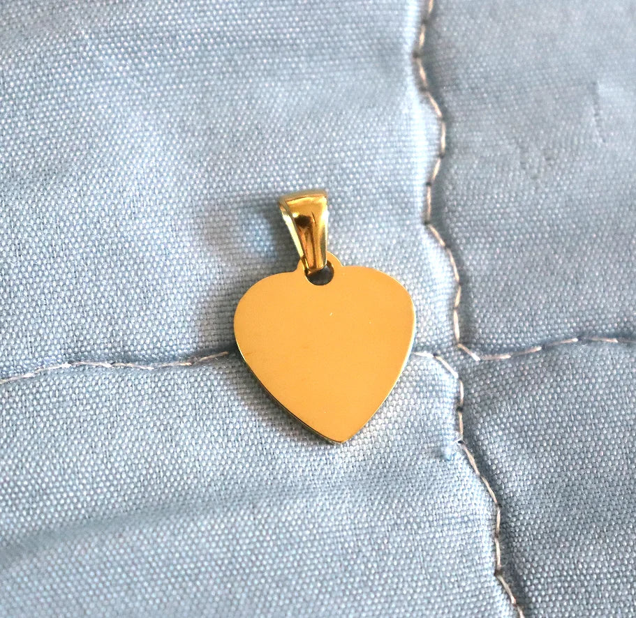 20 Stück Herz 304 Edelstahl Stempeln Blank Tag Anhänger Charms mit Snap on Bails für Halskette Schmuckherstellung Geschenk