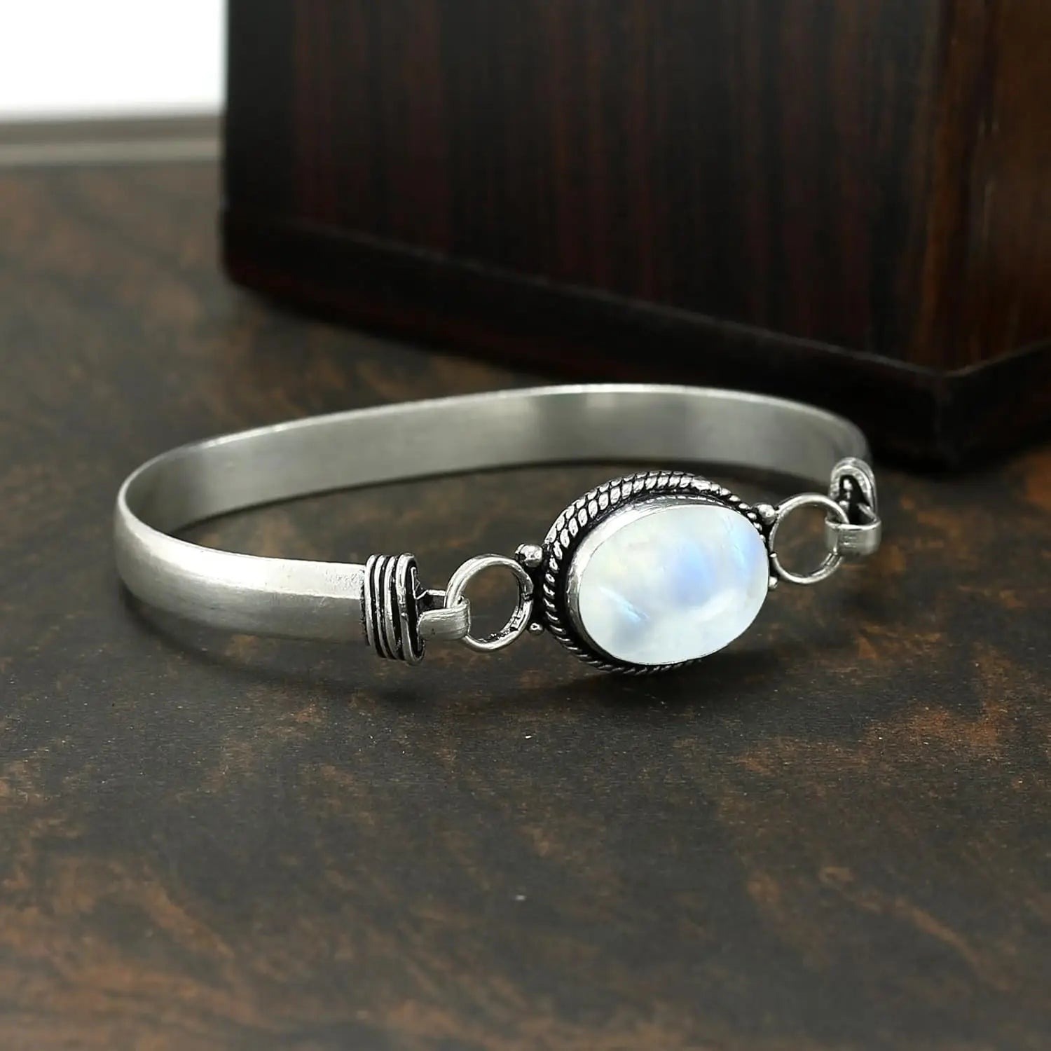 Vintage-Armreif aus 925er Silber, natürlicher ovaler Mondstein, handgefertigter Armreif mit Geburtsstein, Geschenke, edler Schmuck für Damen und Herren