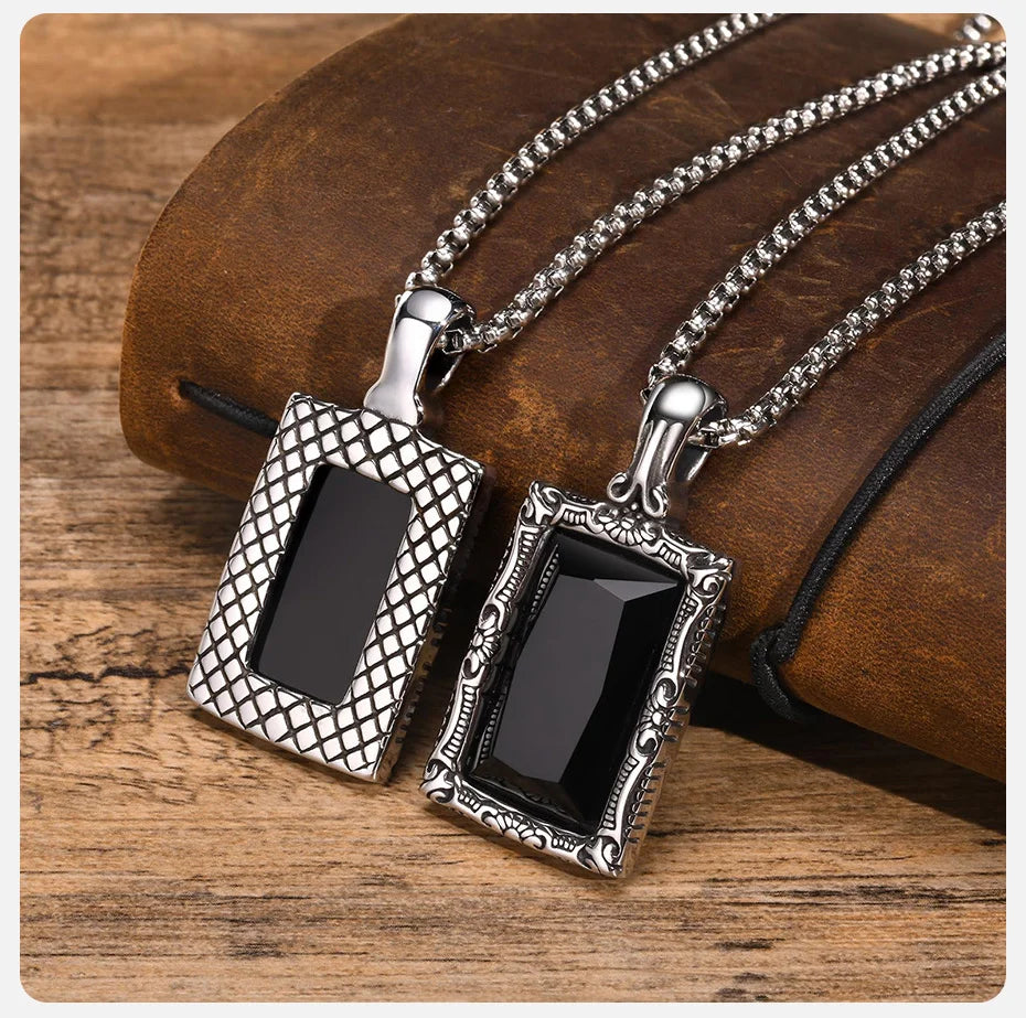 Vnox Black Square Stein Halsketten für Männer, Retro Silber Farbe Edelstahl geometrischen Anhänger Kragen mit Box Kette