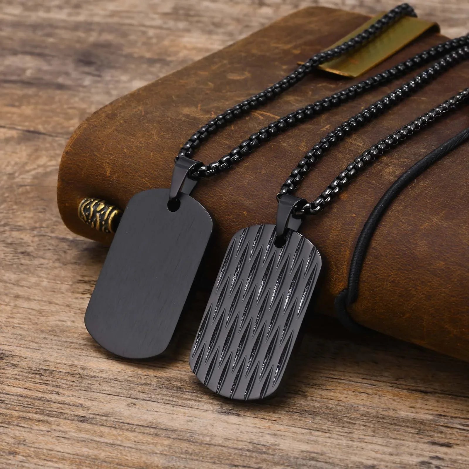 Vnox Herren-Halskette mit Erkennungsmarken-Anhänger aus Edelstahl, geometrische Hundemarken-Halsketten, Geschenk für Ihn, Schmuck