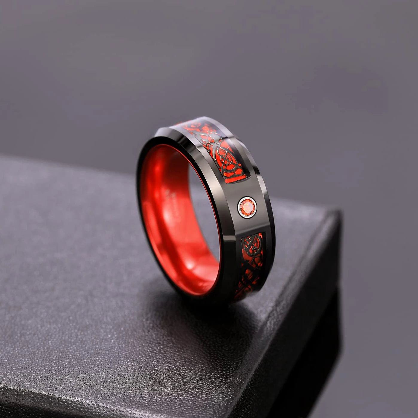 Moderne 8mm Schwarz Titan stahl Ringe für Männer Frauen Nut Facetten Edelstahl Männer Ring Hochzeit Band schmuck Großhandel