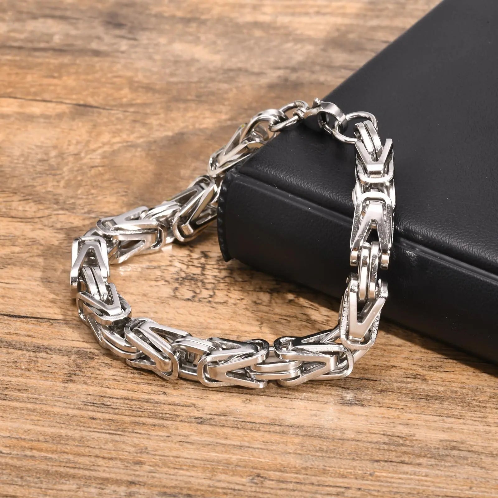 Klobige byzantinische Kettenarmbänder für Männer und Jungen, V-förmiges Edelstahl-Kettenglied-Armband, Vintage-Schmuck, Accessoires, Herrengeschenke