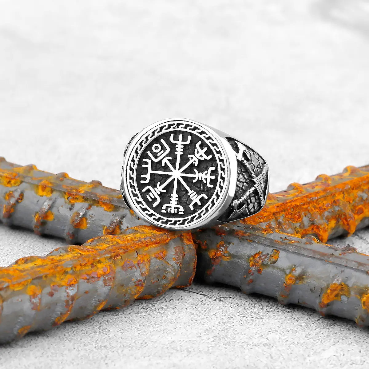 Vintage Edelstahl Wikinger Amulett Ring Nordischer Kompass Runen Männer und Frauen Ringe Teenager Multi Style Schmuck Freund Geschenk