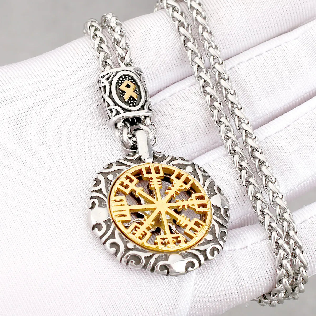 Kreatives Design Wikinger Rune Kompass Halskette Vintage Mode Amulett Edelstahl Anhänger für Herren Großhandel Schmuck
